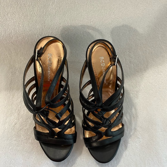 NWT BCBGeneration black heels - Picture 5 of 7